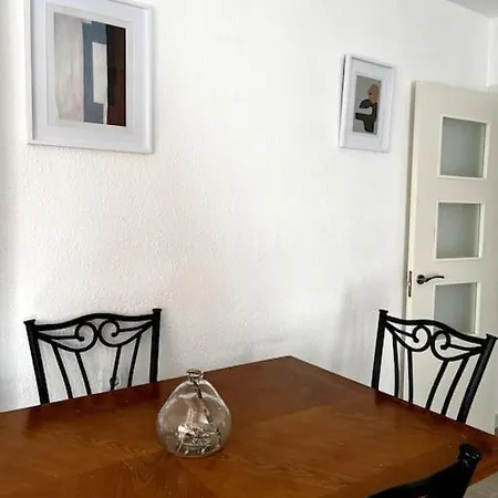 Apartamento 10 Meters From The *