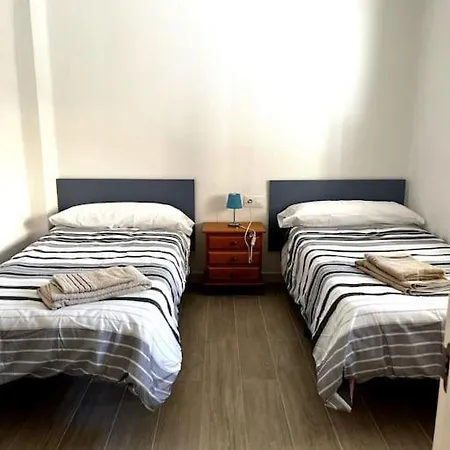 Apartment 10 Meters From The Puerto de Sagunto